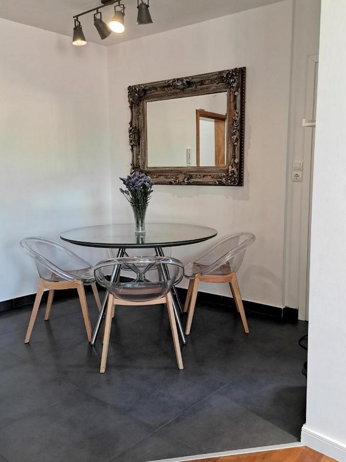 Apartman R.R. אומיס מראה חיצוני תמונה